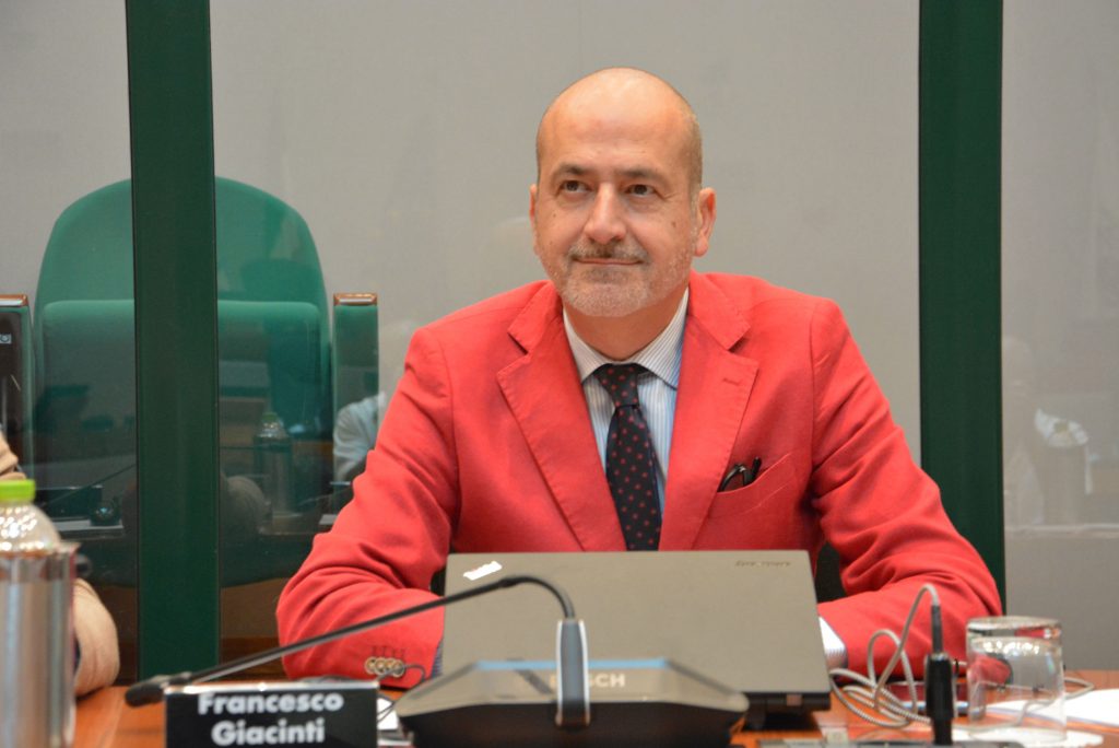 Giacinti: gli studenti al centro, sempre