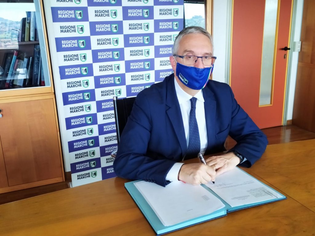 Ceriscioli sottoscrive misure urgenti Covid per ripartenza