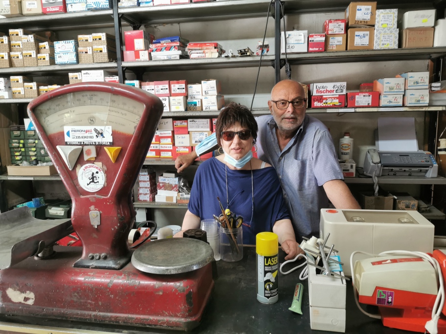 Chiude Borraccini, dopo 50 anni la ferramenta superstite dell’emporio in via Speranza