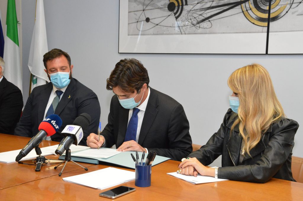 Scuola: la Giunta Acquaroli annuncia misure per un rientro sicuro