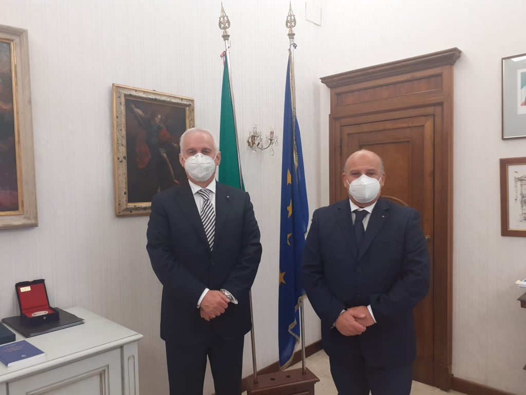 Gino Sabatini in visita a S.E. il Prefetto di Macerata Flavio Ferdani