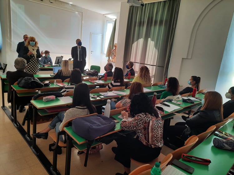 Saluto alle matricole di Ingegneria Gestionale e agli studenti del corso di Infermieristica