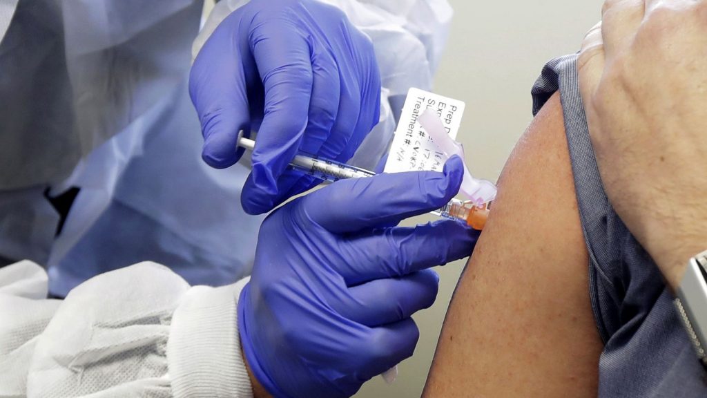 Vaccinazioni in tempo di Covid. Iniziativa dei Sindacati dei Pensionati e HappyAgeing.