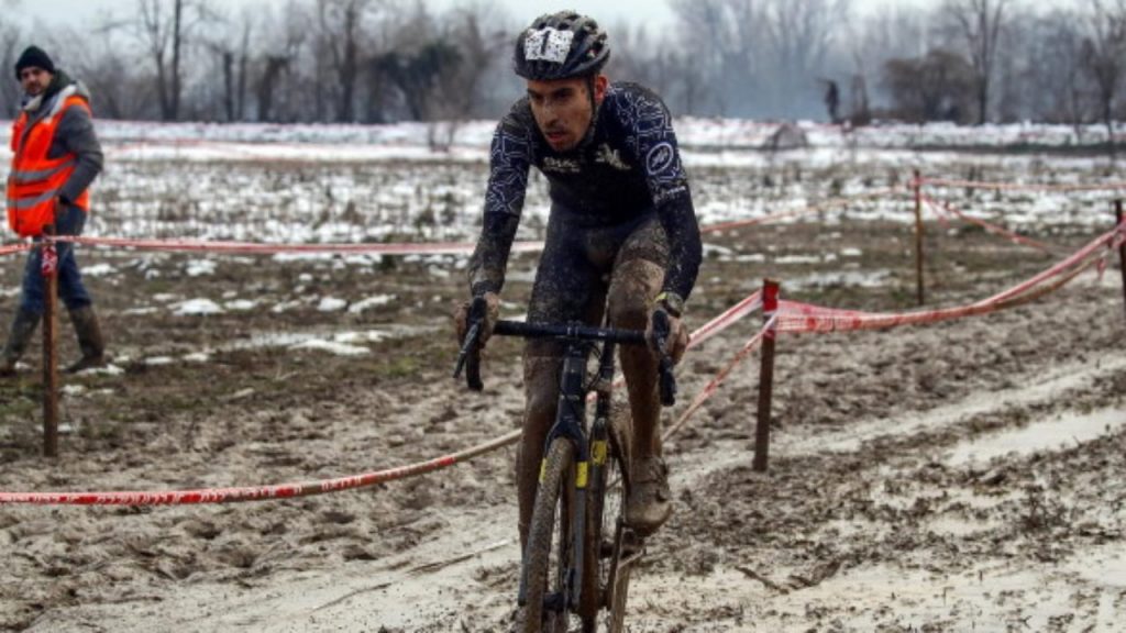 L’area di ciclocross prende Luce, tappa Giro d’Italia a Sant’Elpidio con 680 atleti