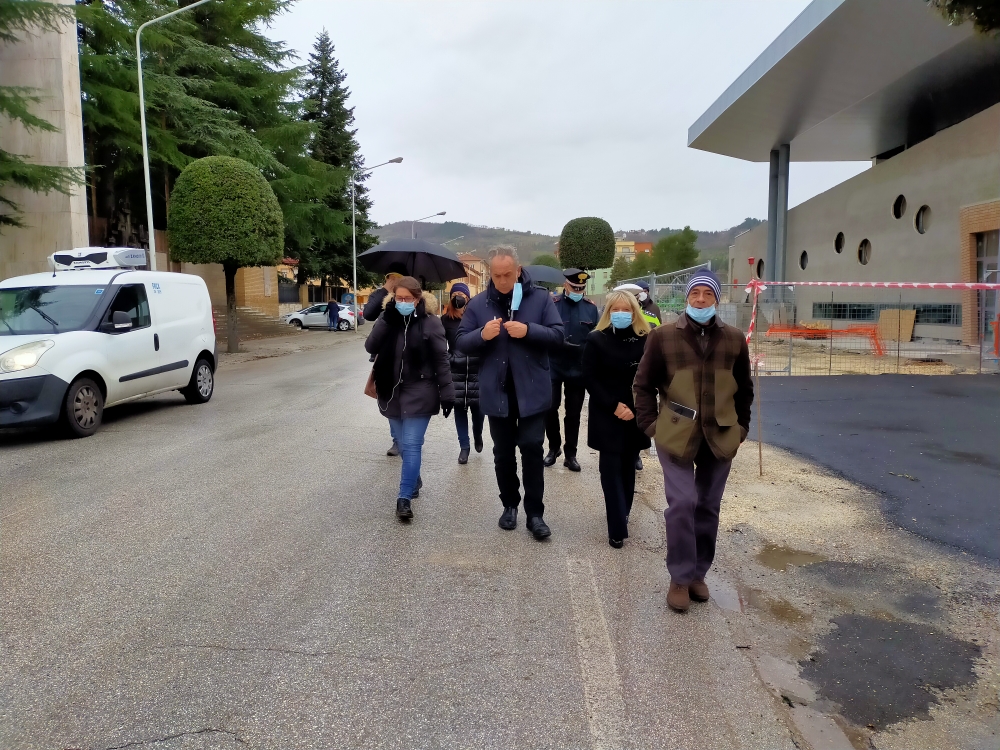 Terremoto, riconsegnato il cantiere della ricostruzione del “Divini”