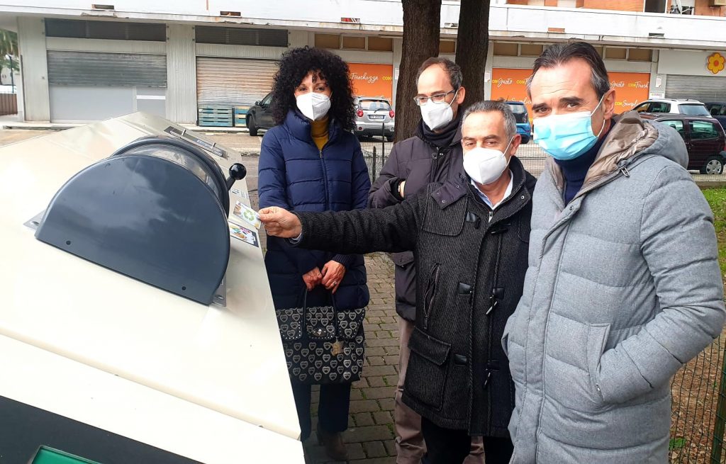 Isole ecologiche, oltre 26.000 conferimenti, Loira: “Partenza positiva”