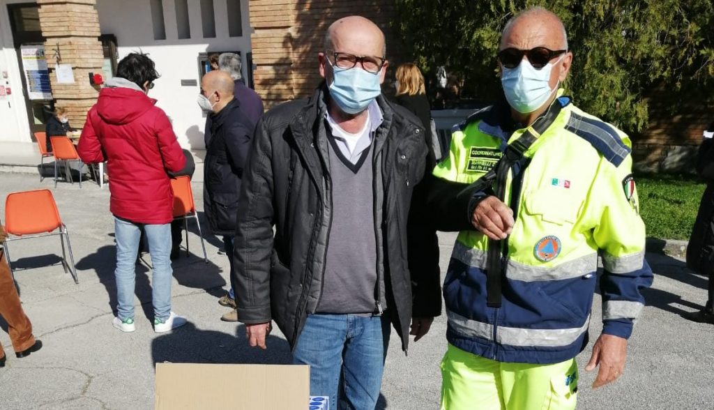 San Severino Marche: Associazione Sorrisi per l’Etiopia, dona mascherine alla protezione civile