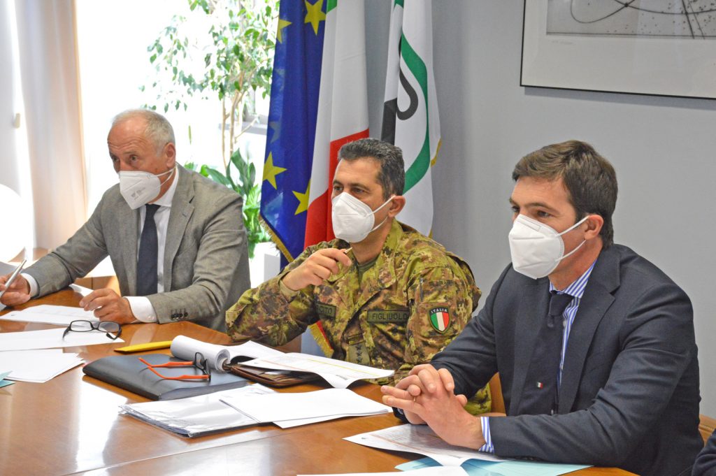 Il generale Figliuolo in visita nelle Marche