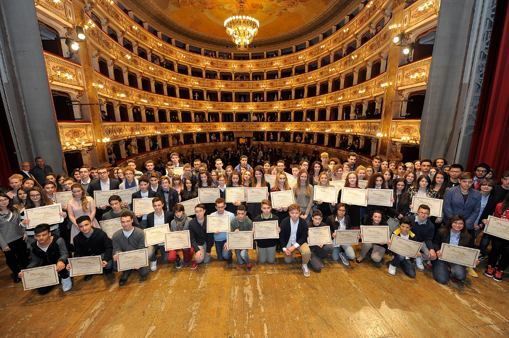 Fermo: Pagella d’oro per 115 studenti, la cerimonia in streaming