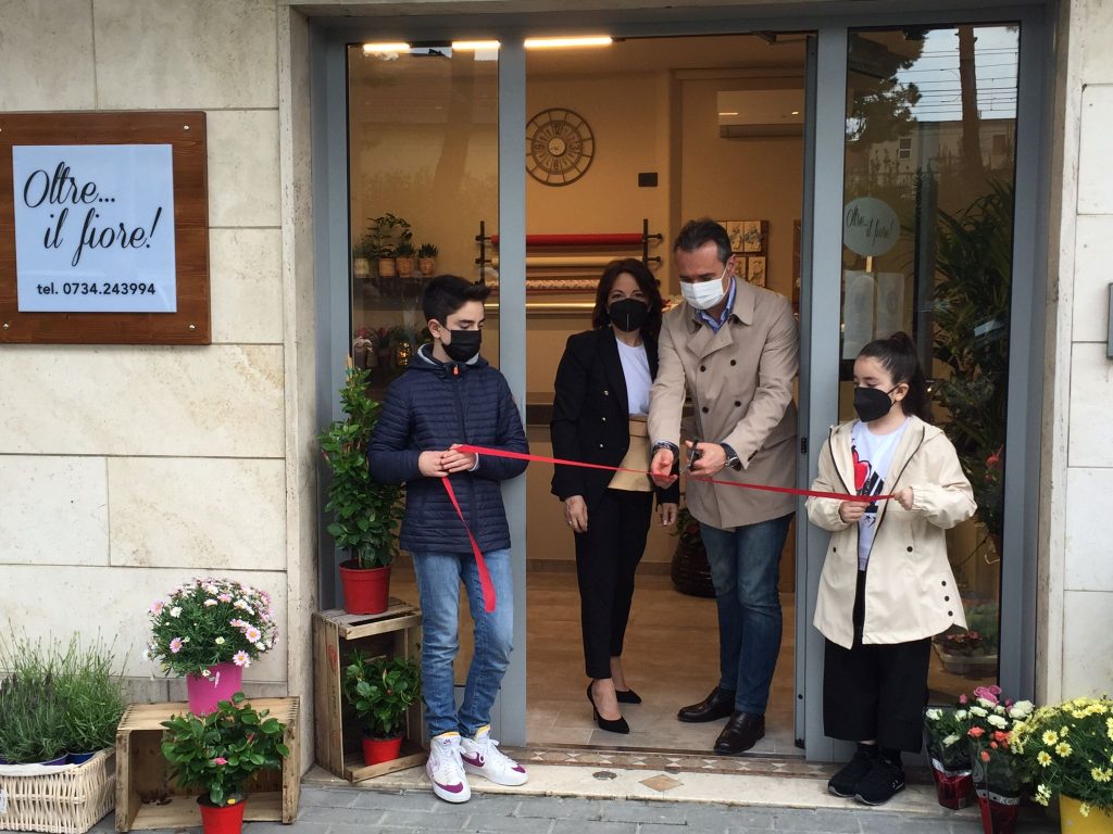 A Porto San Giorgio apre “Oltre il fiore”, per Loira sono segnali di ripresa