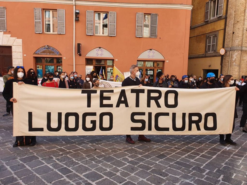 Regione Marche: Misure di sostegno ai lavoratori dello spettacolo