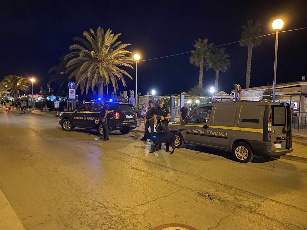 GdF Fermo: controlli a tappeto nelle principali località balneari della  provincia