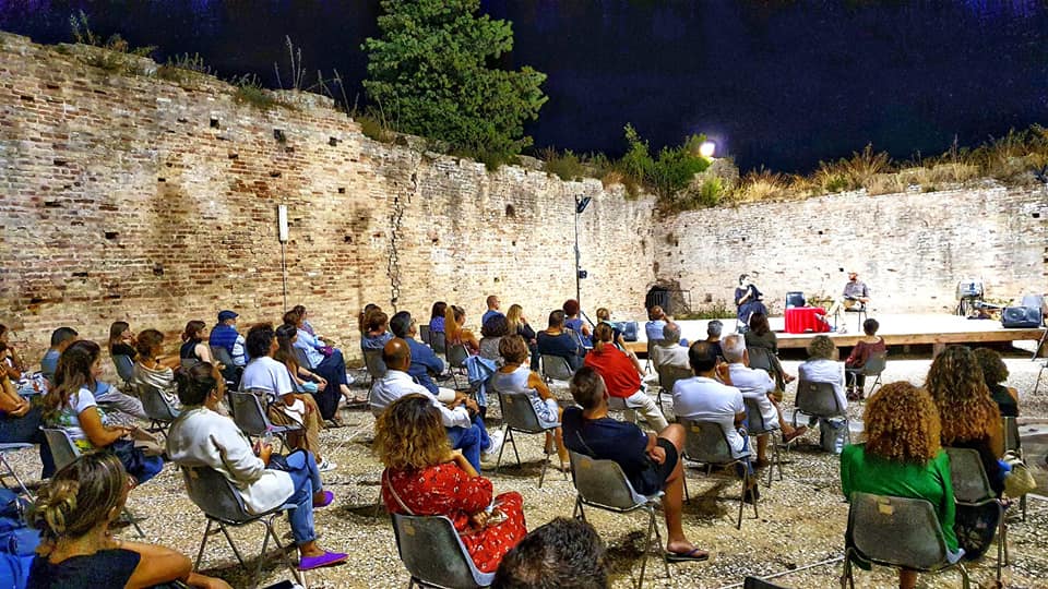 “Flebo d’amore”, la parodia di Beautiful torna dopo 30 anni a Porto San Giorgio