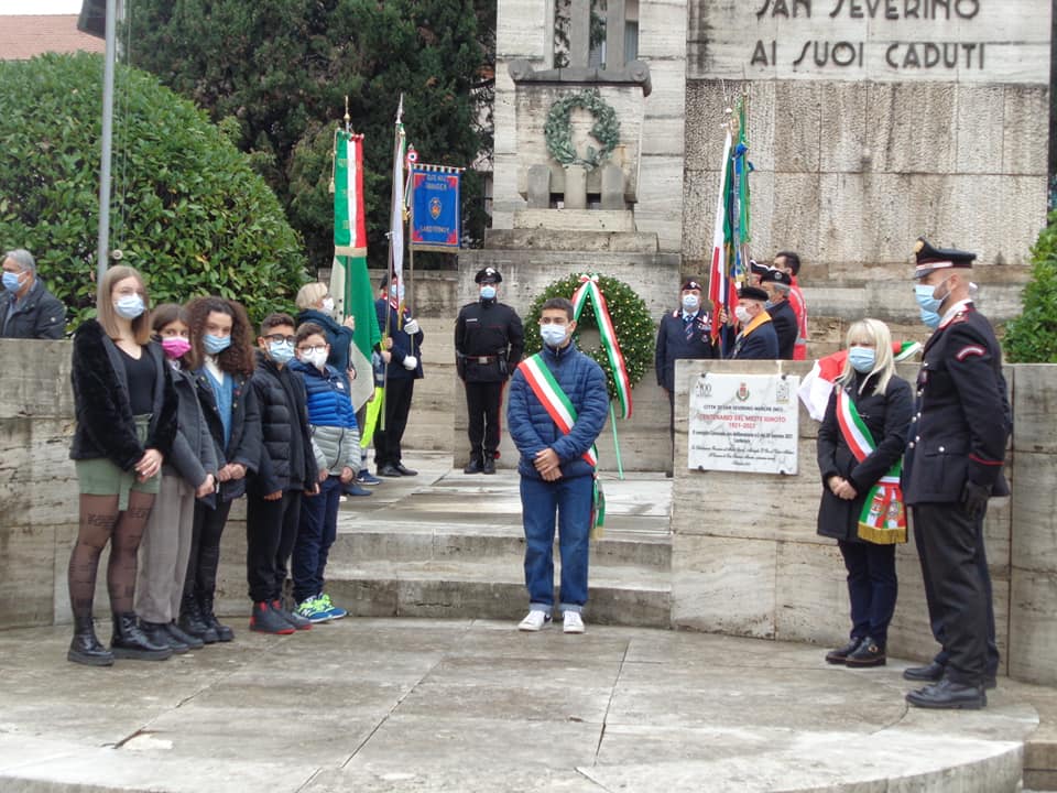 San Severino: Targa ricorda cittadinanza onoraria milite ignoto.