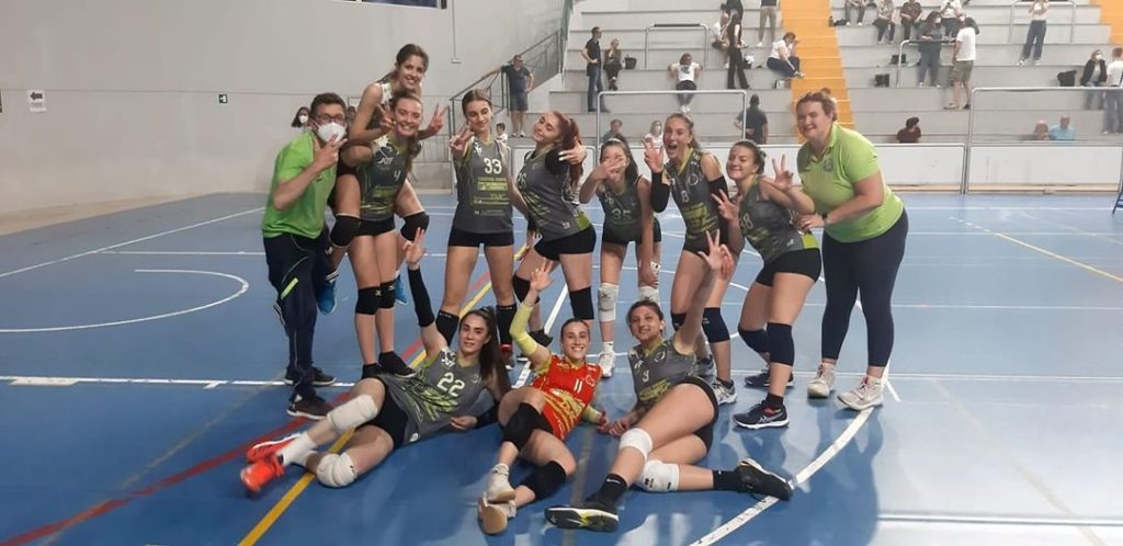 Volley U19, le ragazze di Pagliare vincono il titolo interprovinciale: 3 a 1 sulle Angels