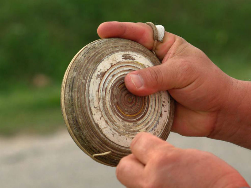 Lancio della ruzzola. Campionato italiano a Torre di Palme il 4 e 5 giugno