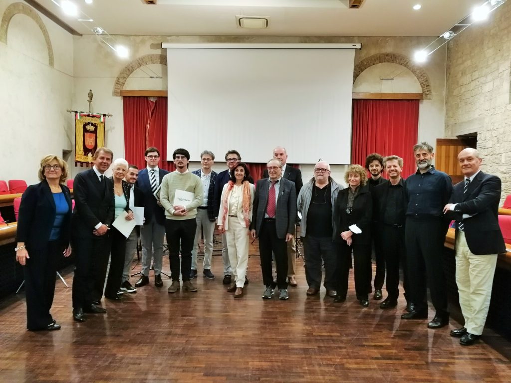 Luca Fialdini vince il concorso di composizione in Ascoli. Premio speciale al giornalista Giorgino