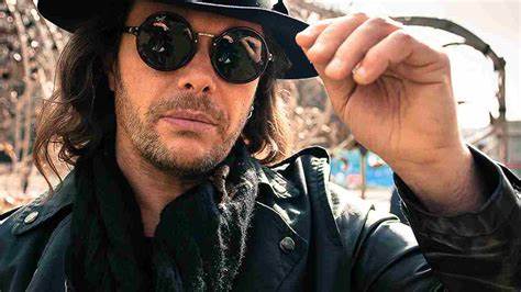 Grignani a Porto San Giorgio: il rocker in concerto al Palasavelli il 26 novembre