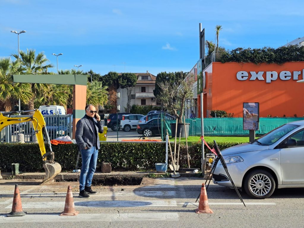Porto San Giorgio: iniziano i lavori sull’Adriatica per il nuovo semaforo “a chiamata”