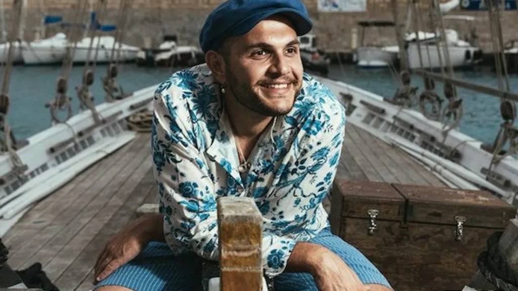 Il cantautore Renzo Rubino in scena a Porto Sant’Elpidio il 3 gennaio