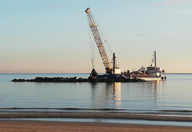 Porto San Giorgio: lavori di rifiorimento e recupero delle scogliere per 90 mila euro