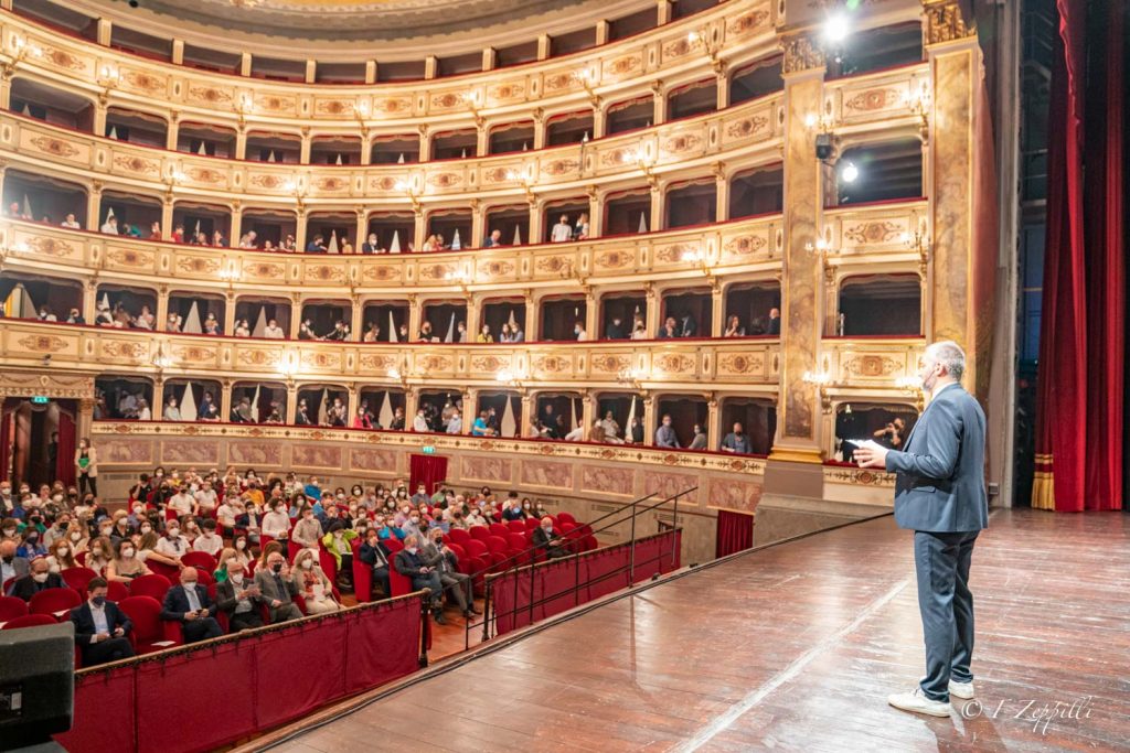 Al Teatro dell’Aquila di Fermo la 60a edizione della Pagella d’Oro