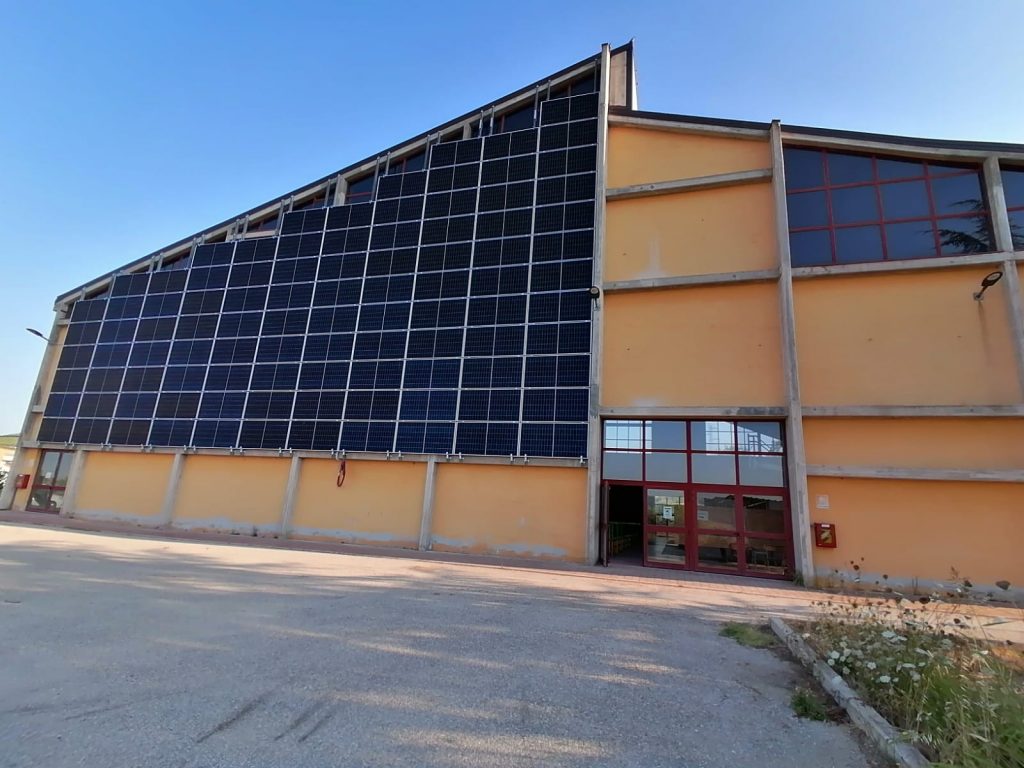 Impianti solari, in arrivo 264 mila euro per il palasport di Monteprandone