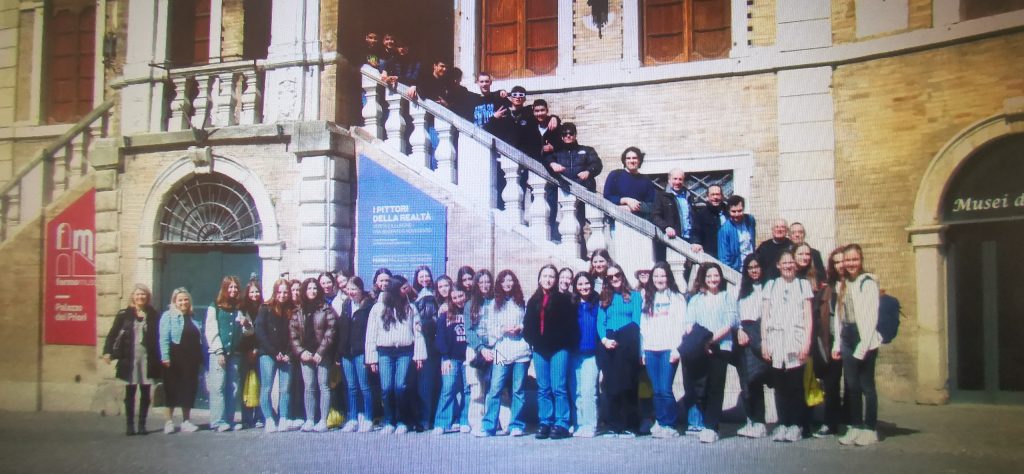 Da Rothemburg in visita a Fermo, gemellaggio fra studenti tedeschi e del liceo “A. Caro”