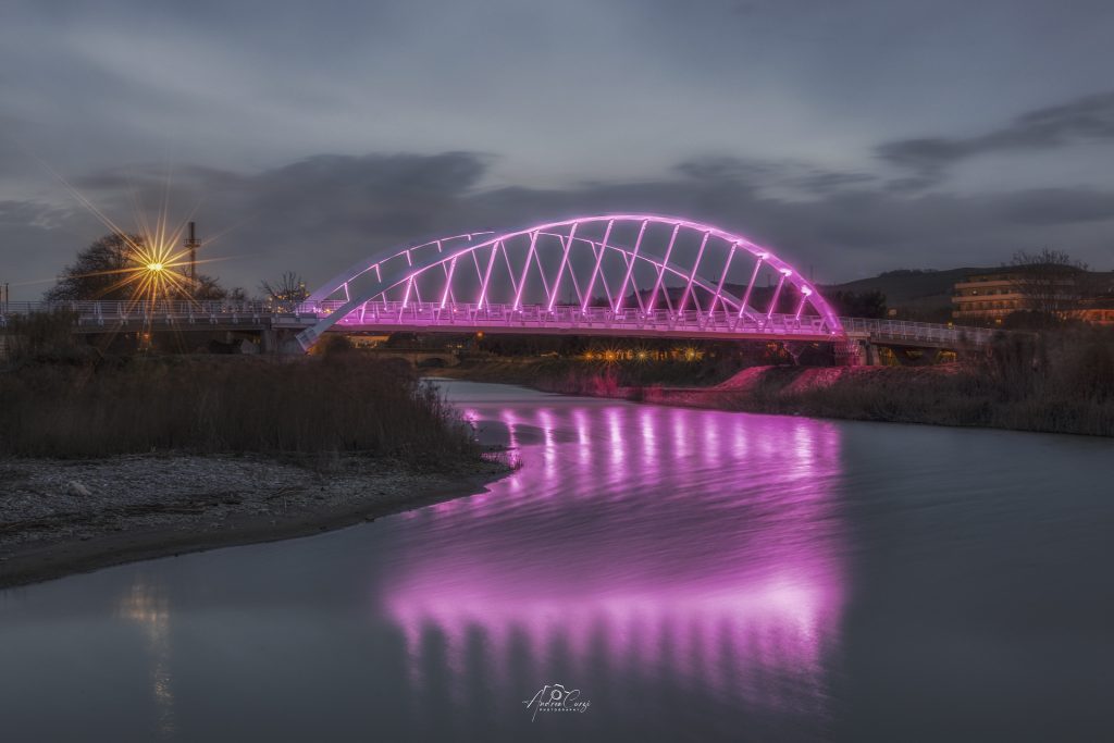 Il ponte sull’Ete “by night” visto sotto il cielo stellato di Andrea Curzi