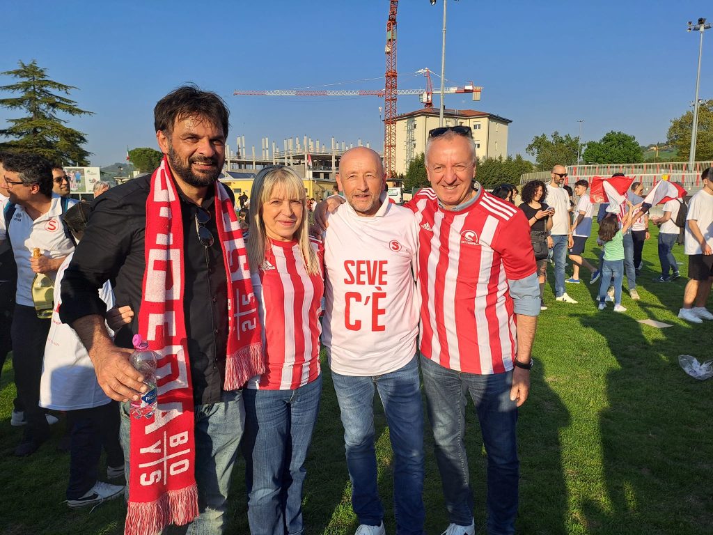 Doppia festa promozione per la Settempeda e il Serralta C5