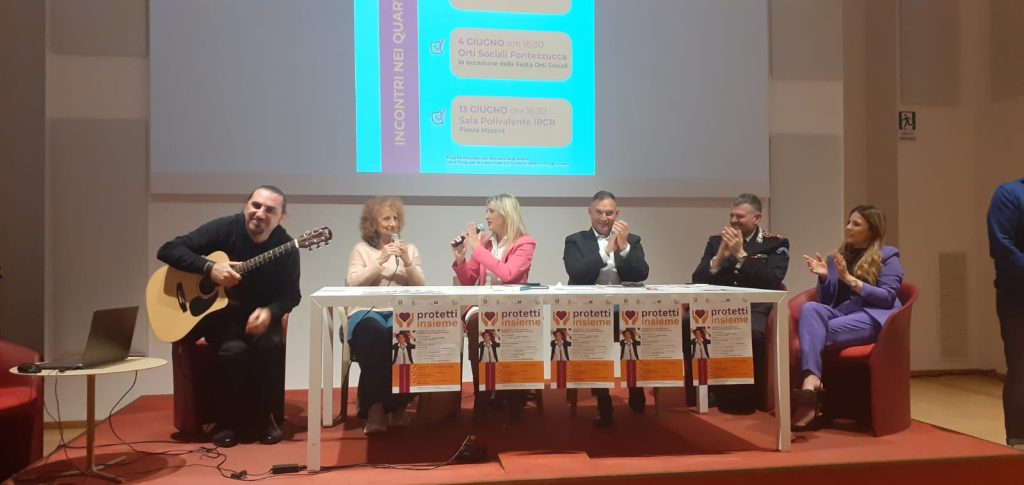 “Protetti Insieme” a Macerata con l’attrice Anna Mazzamauro