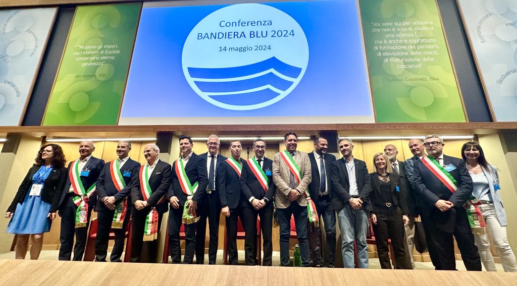 19 località marchigiane premiate con la bandiera blu