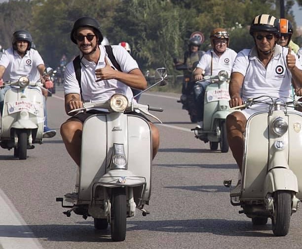 Lambrette da tutta Italia pronte a invadere la piazza di Fermo, domenica 19 maggio