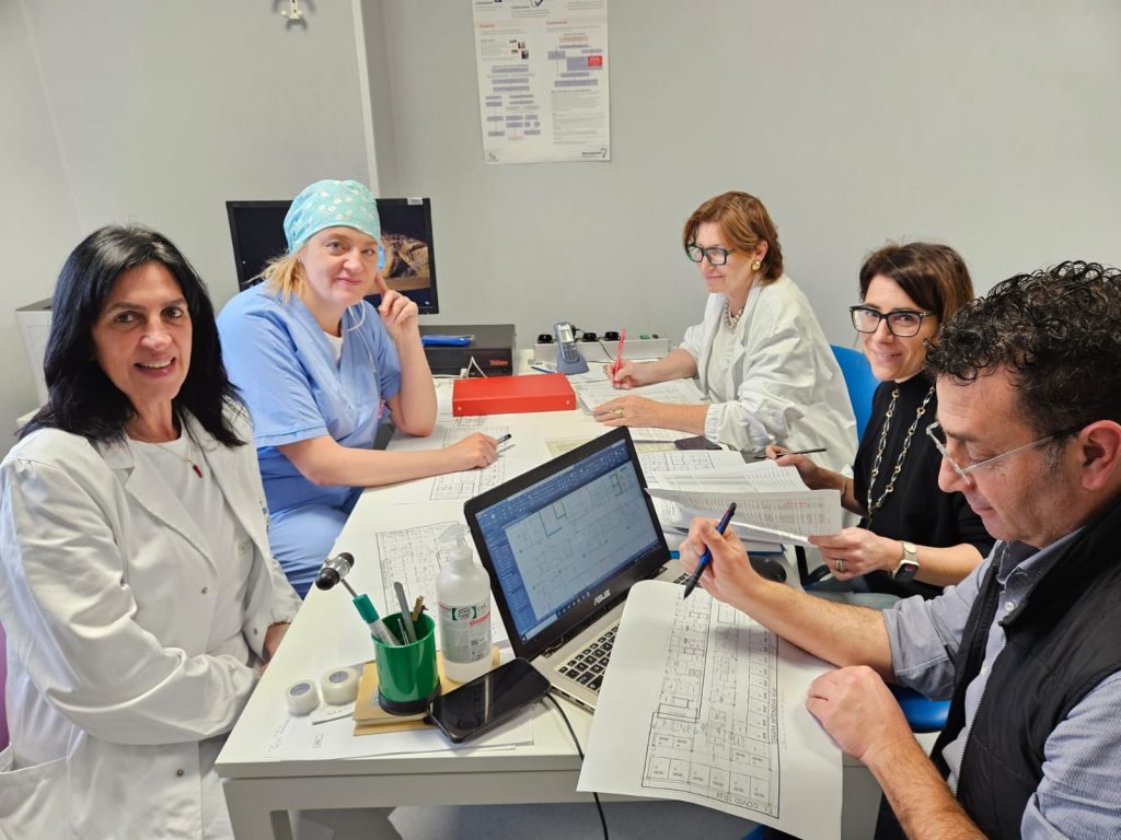 Ast4 acquista e trasferisce primi arredi e macchinari al nuovo ospedale di Campiglione