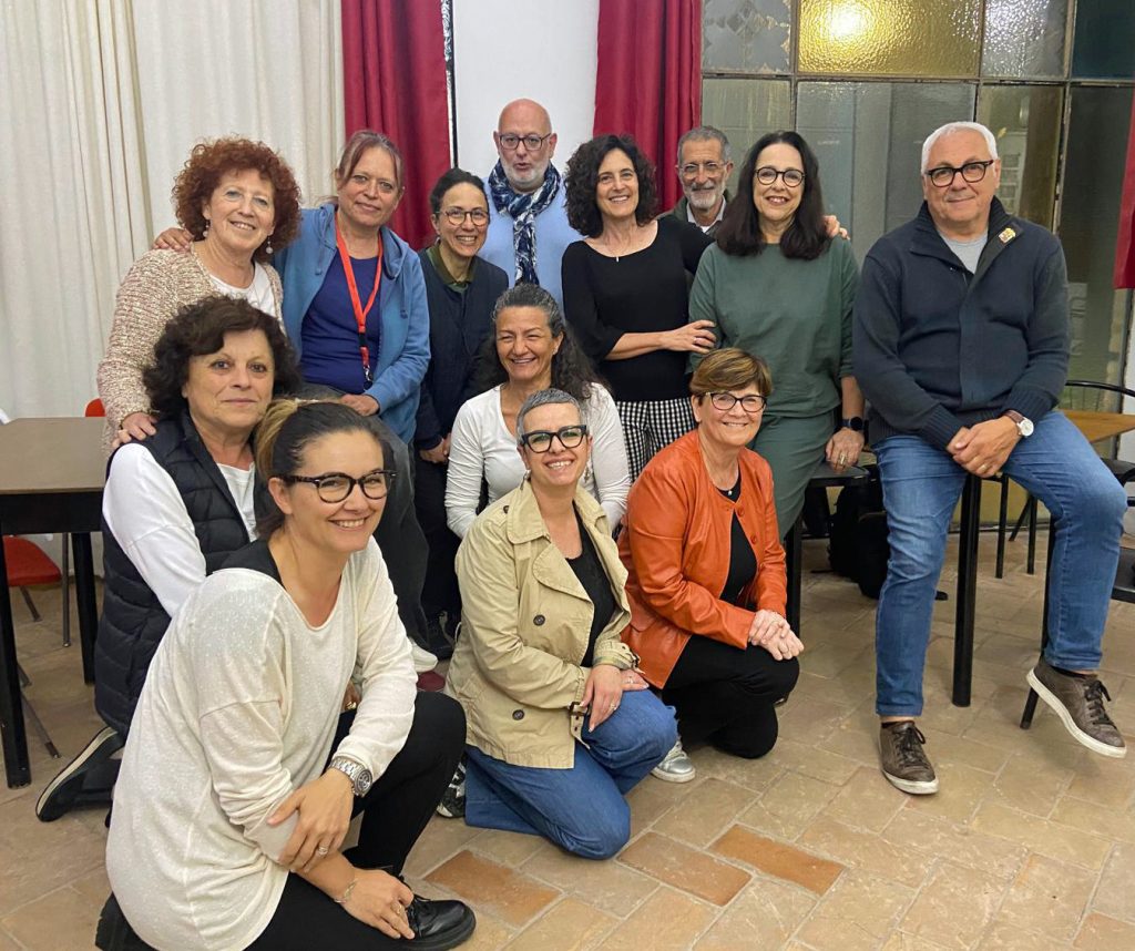 Associazione Infinitae ospita un laboratorio di scrittura creativa al centro sociale di Villa Vitali