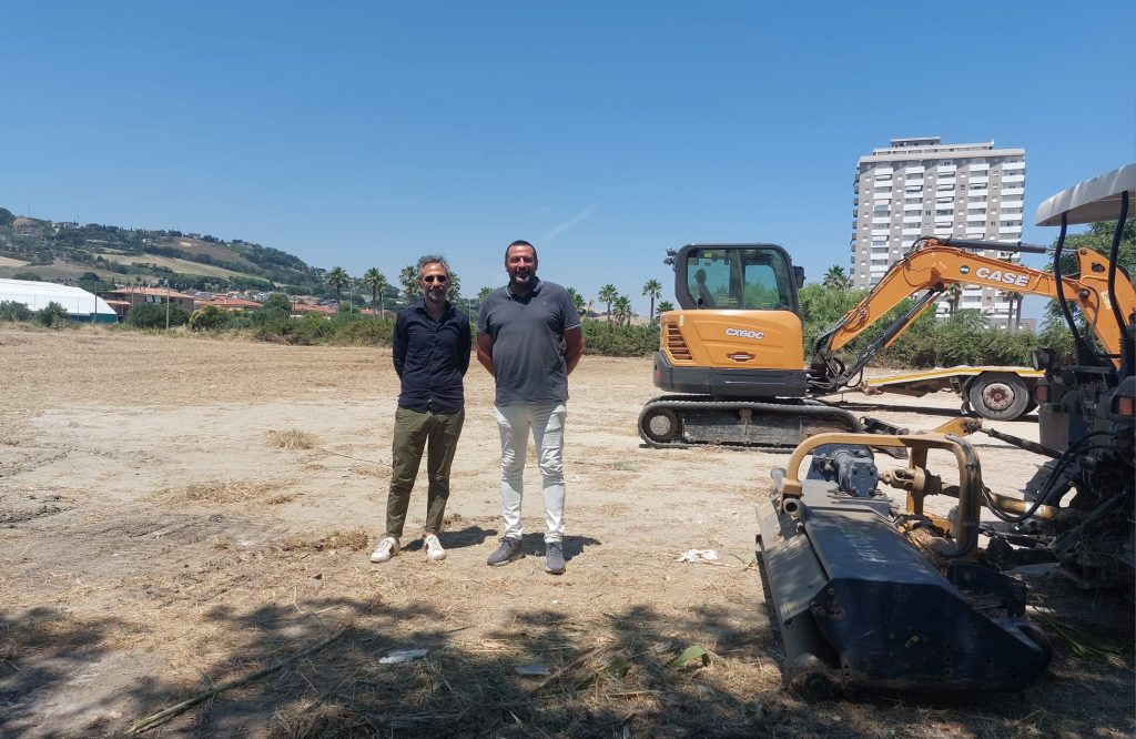1000 posti auto gratuiti aperti sul lungomare nord di Porto San Giorgio