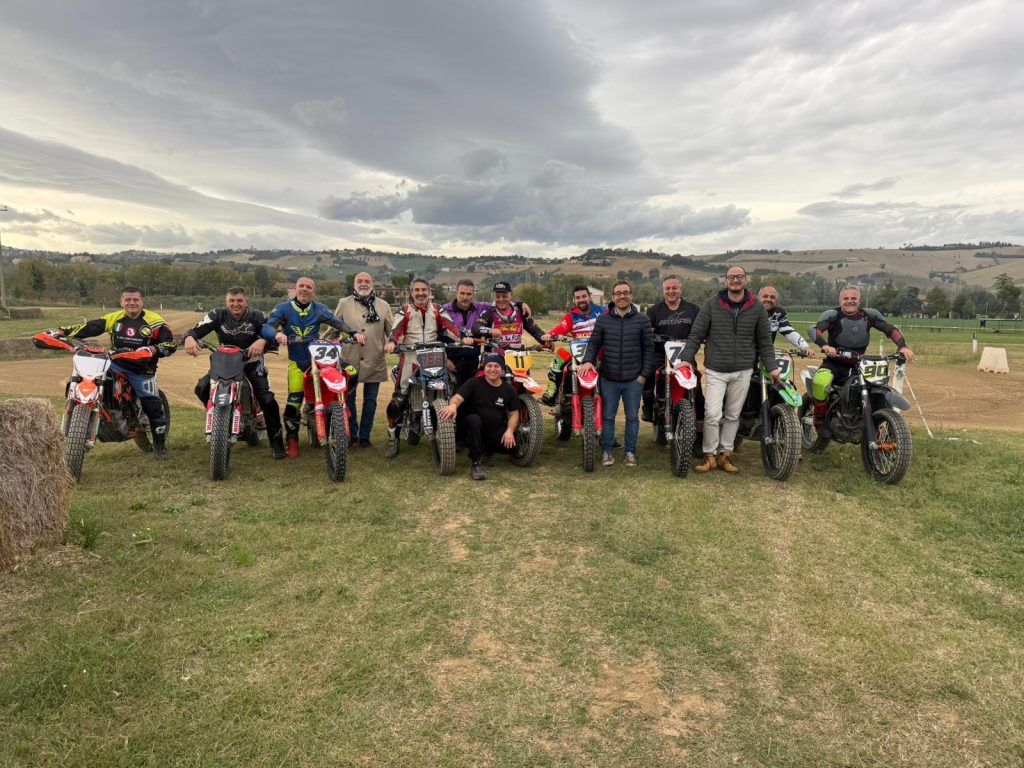 Motocross: Baldassarri visita l’impianto Sky Fly Arena off road a Molini Girola