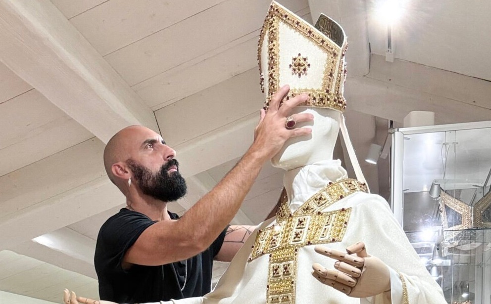 Lo “stilista dei Papi” Filippo Sorcinelli nominato cittadino onorario di Bolognola