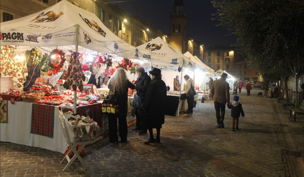Tipicità EVO: 6 e 7 dicembre gli Aperitivi del Gioco a Macerata