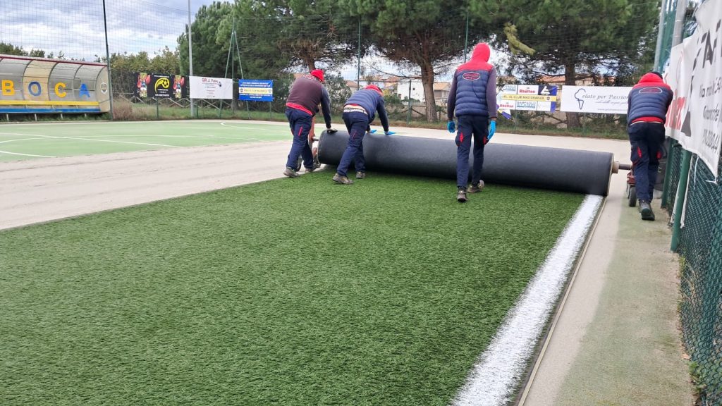 Manutenzione in corso negli impianti sportivi di Villa Conti a Civitanova