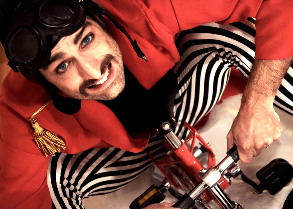 Clown e giocolieri per animare il Baraonda, l’8 febbraio in piazza a Fermo