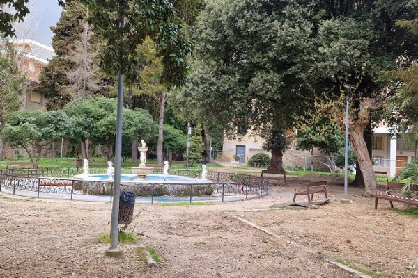 Restyling in corso al parco di villa Bernetti, grazie alla donazione dell'ex sindaco Sgariglia