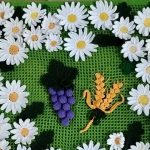 Infiorata all'uncinetto in Cattedrale, entro il 24 maggio la consegna delle piastrelle