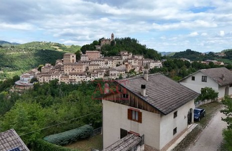 Anche gli spogliatoi nel piano esecutivo Ricostruzione per il centro sportivo polivalente di Montefortino
