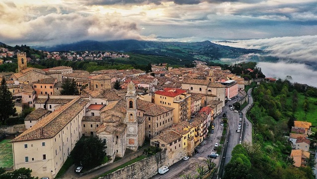Cingoli vince il Borgo dei Borghi, sindaco Vittori: “abbiamo mostrato una comunità unita che sa raccontare il proprio valore”