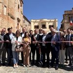 Ripe San Ginesio è il primo borgo di artiturismo, modello di accoglienza diffusa