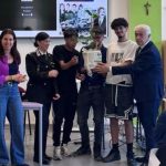 La talea di Falcone donata agli studenti dell'Ipsia "Ricci" nel segno della legalità