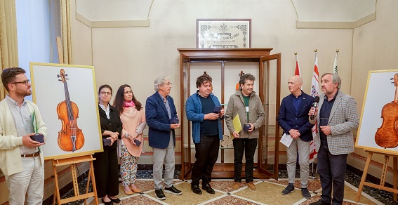 Liuteria in mostra, svelato il violino per il vincitore del 33* Concorso “Postacchini”