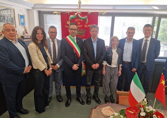 Il console cinese Xinhua ricevuto dal Comune di Porto Sant’Elpidio