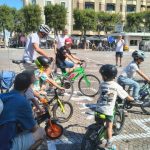 Pedalando Sorrisi riempie piazza XX Settembre a Civitanova